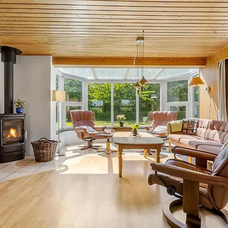 3 Bedroom Stunning In Sydals Skovmose